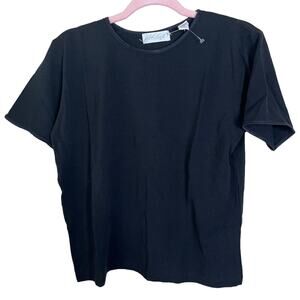 Lord & Taylor black short sleeve top medium